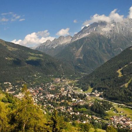 Bucaneve Ponte Di Legno Buitenkant foto